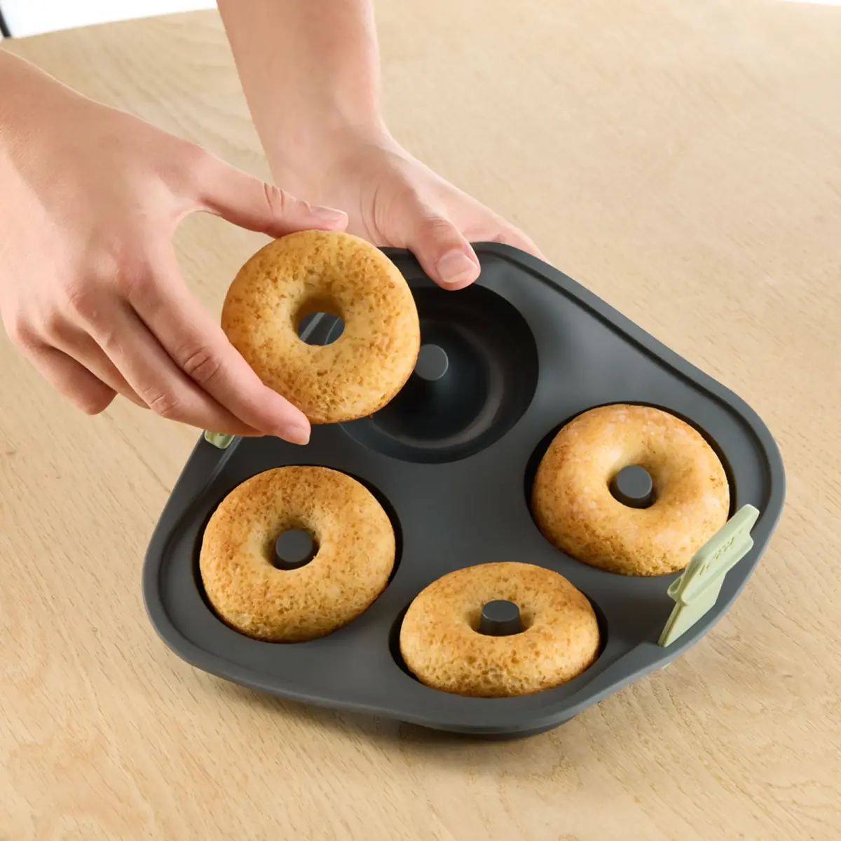 Airfryerform donuts, produktbillede 4 af 4, Airfryers hos HomeNordic