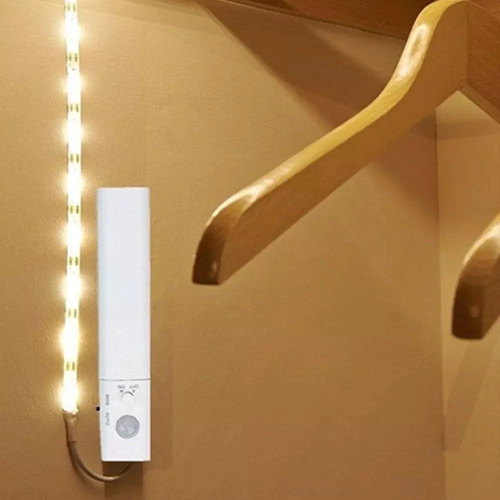 1m 2,4W/m stænktæt LED strip, Sensorer hos HomeNordic