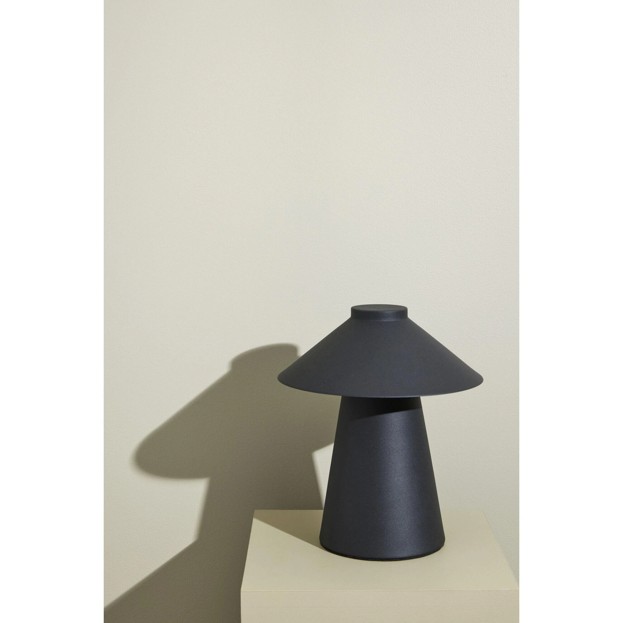 Chipper Bordlampe, produktbillede 4 af 7, Bordlamper hos HomeNordic