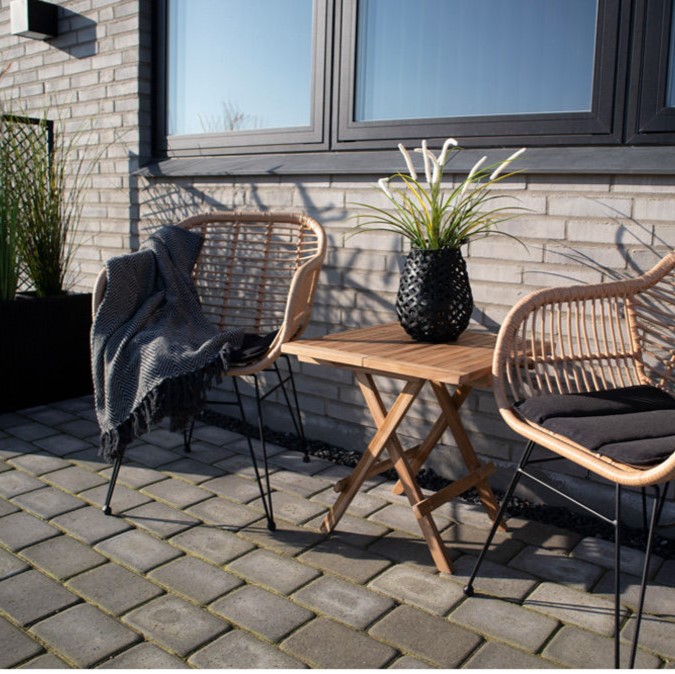 Mayor - Sofabord i teaktræ, Moderne designs hos HomeNordic