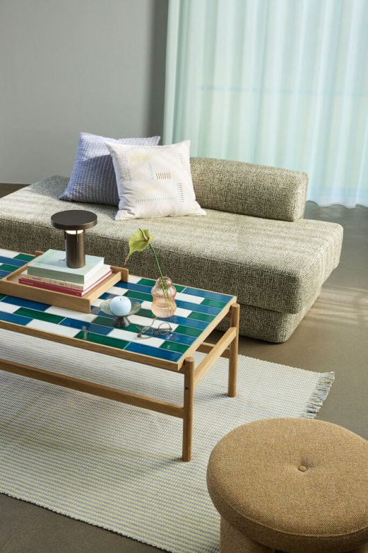 HÜBSCH PAZA SOFA LYSEGRÅ, produktbillede 2 af 3, Sofaer hos HomeNordic