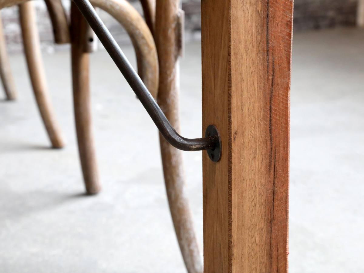 CHIC ANTIQUE GRIMAUD GL. TRÆBORD, produktbillede 4 af 8, Spiseborde hos HomeNordic