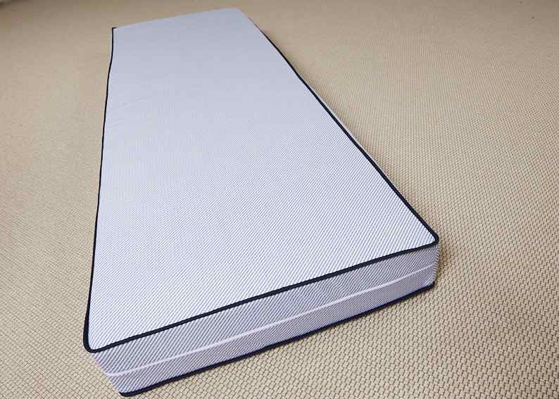 Admiral springmadras bredde 70 x 190 x 16 cm., Madrasser hos HomeNordic