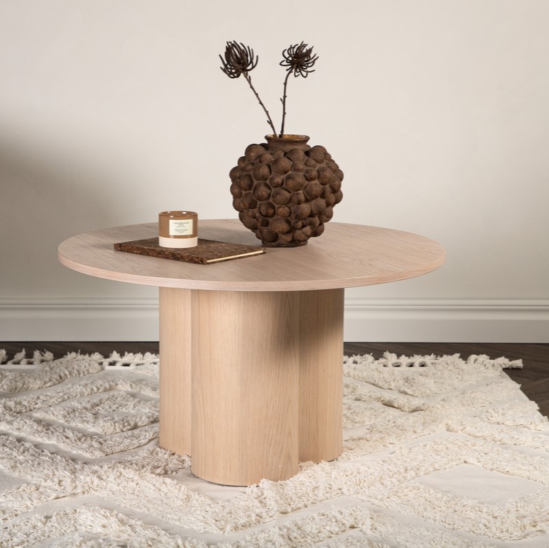 Just- Sofabord i lys ege finer, Moderne designs hos HomeNordic