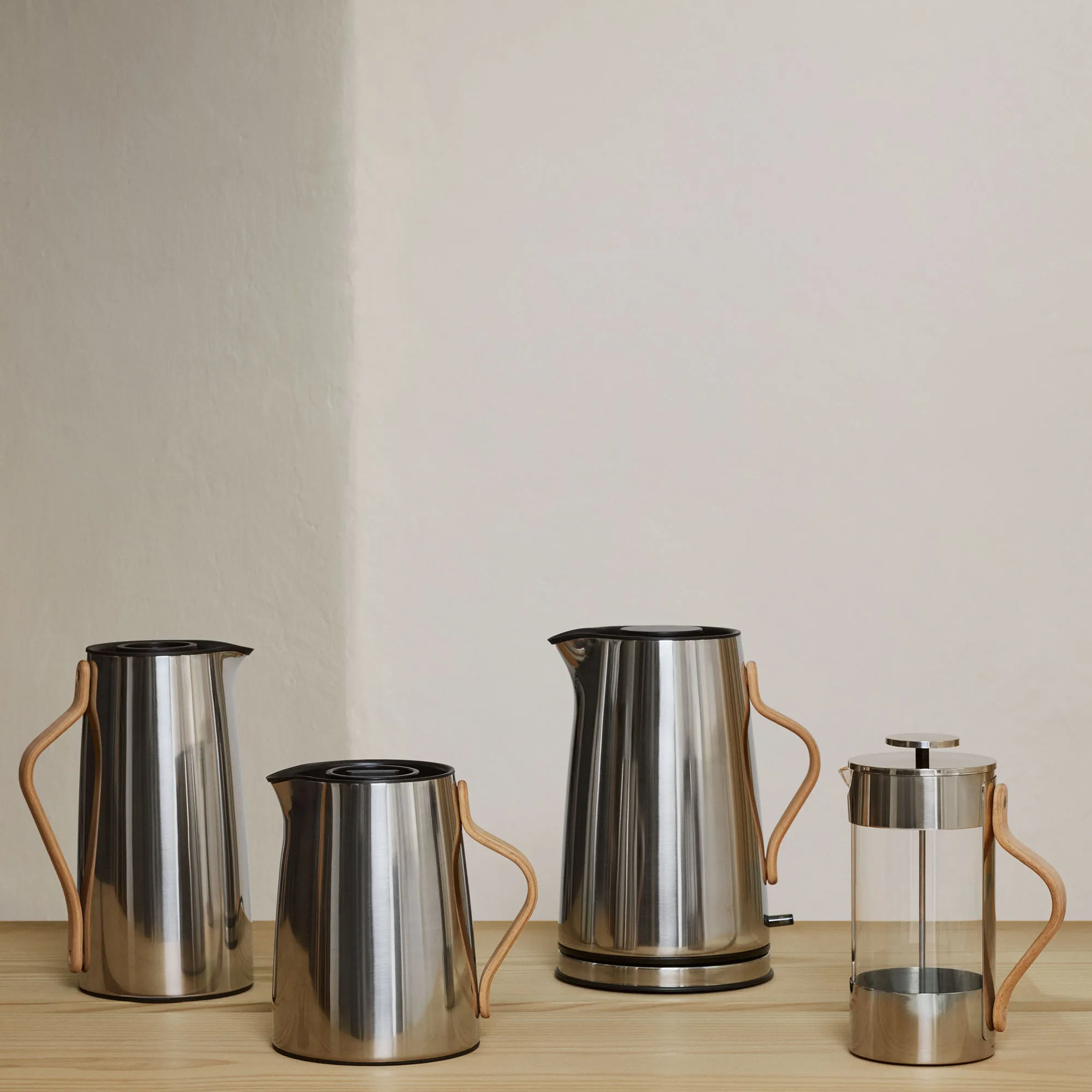 Stelton Emma Elkedel 1,2 liter, stål, produktbillede 2 af 3, Elkedler hos HomeNordic