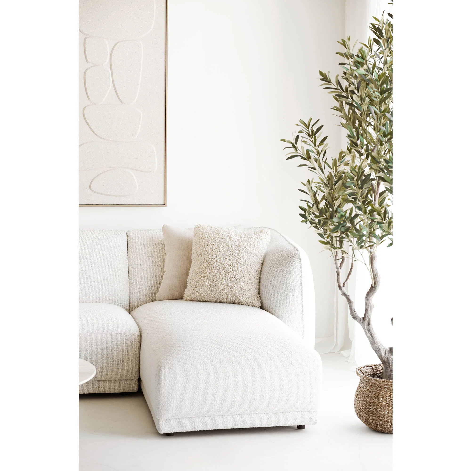 HOUSE NORDIC NOOR LOUNGESOFA HØJERSTILLET 2 PUDER HVID, produktbillede 6 af 6, Sofaer hos HomeNordic