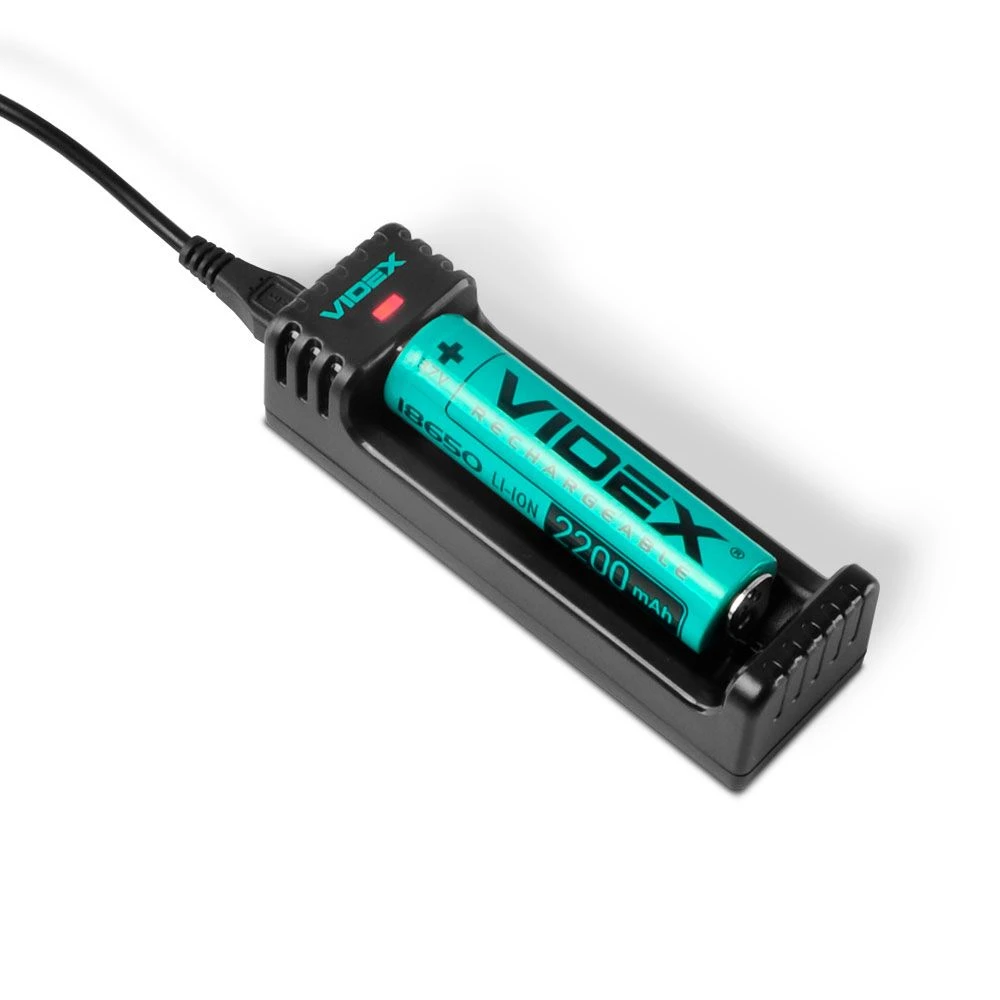Universal batterioplader til Li-ion/Ni-MH, Batterier hos HomeNordic