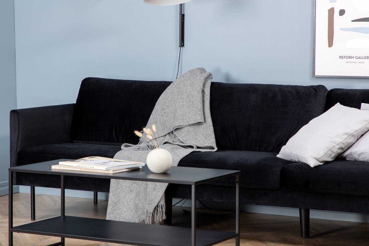 Polar - Sofa 3-personers i sort fløjl, produktbillede 5 af 8, Sofaer hos HomeNordic