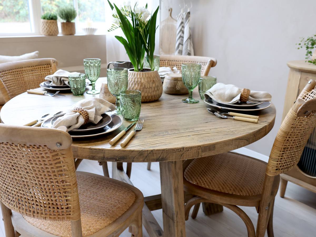 CHIC ANTIQUE MARSEILLE SPISEBORD GENBRUGSTRÆ, produktbillede 3 af 7, Spiseborde hos HomeNordic