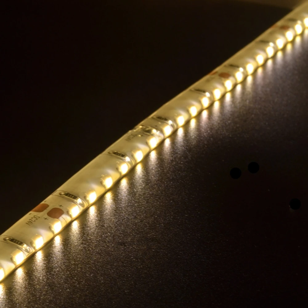 5m 11W/m sidelys LED strip, LED-strips hos HomeNordic