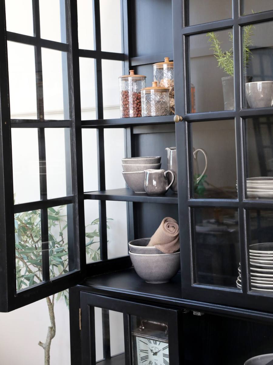 CHIC ANTIQUE MARSEILLE VITRINESKABE M/4 LÅGER SORT, produktbillede 9 af 24 hos HomeNordic