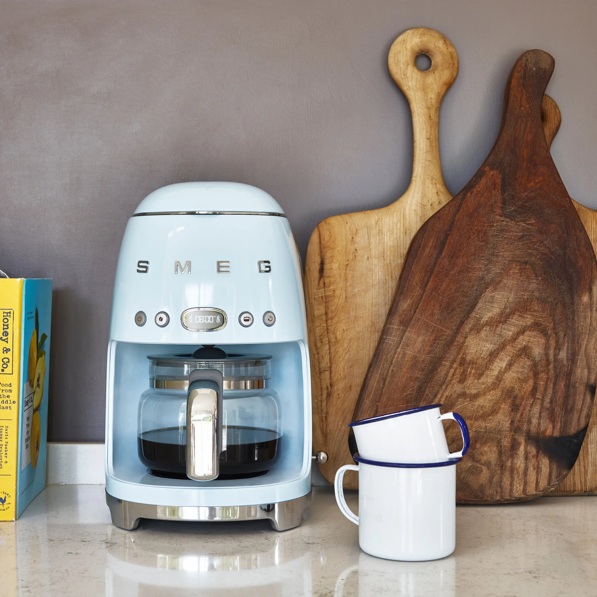 Retro kaffemaskine, DCF02PBEU, produktbillede 4 af 4, Kaffemaskiner hos HomeNordic