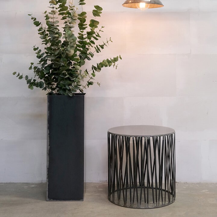 Kofel - Sofabord i metal, produktbillede 3 af 4, Moderne designs hos HomeNordic