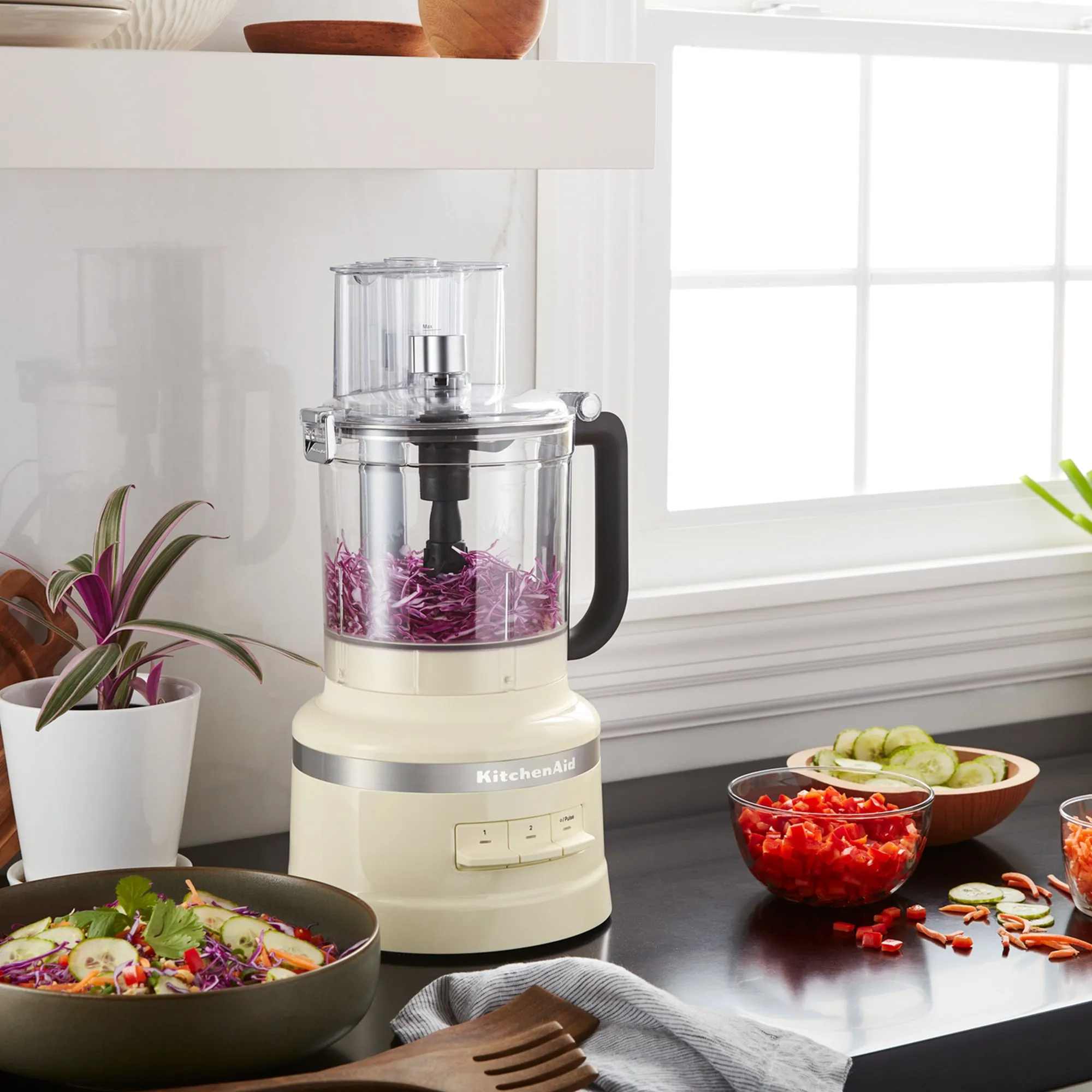 5KFP1319 Foodprocessor 3,1 liter, creme, produktbillede 5 af 7, Foodprocessorer hos HomeNordic