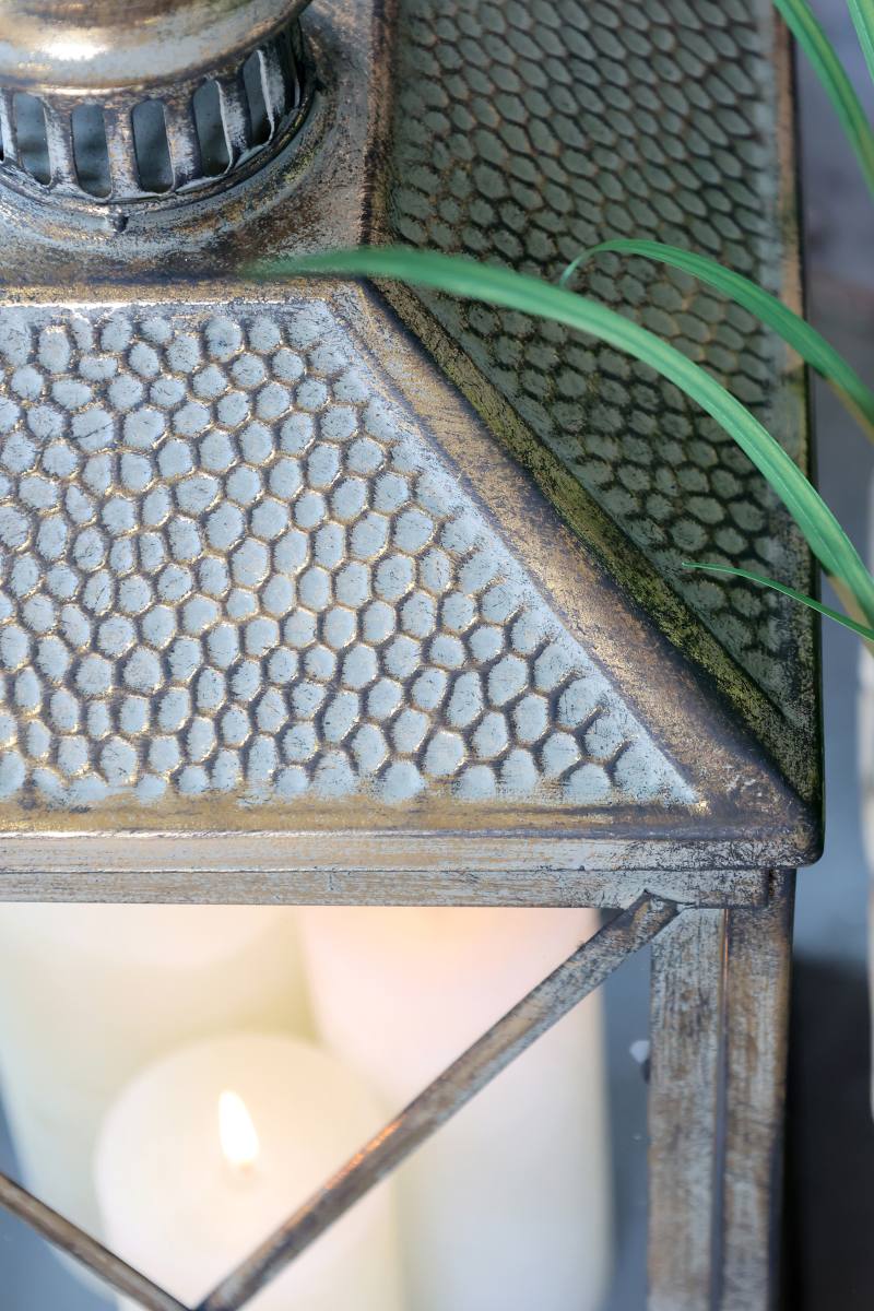 CHIC ANTIQUE LATERNE M/MØNSTRE PÅ TAG ANTIQUE/MESSING, produktbillede 5 af 6, Gulvlamper hos HomeNordic