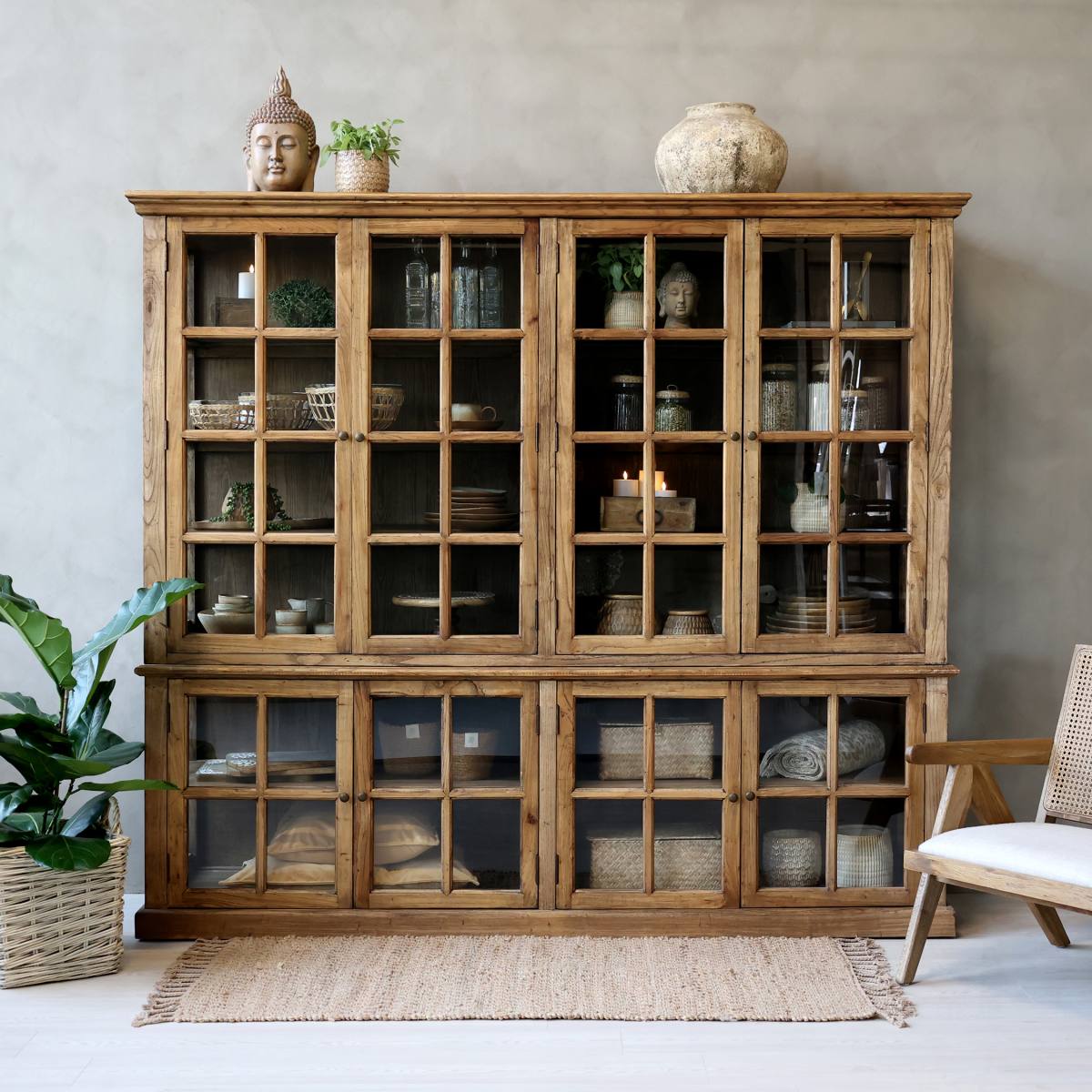 CHIC ANTIQUE MARSEILLE VITRINESKAB M/8 LÅGER GENBRUGSTRÆ, produktbillede 3 af 11, Vitrineskabe hos HomeNordic