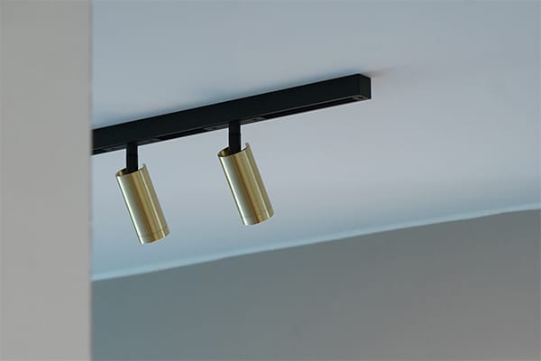 Designline Domino, produktbillede 2 af 4, Skrivebordslamper hos HomeNordic