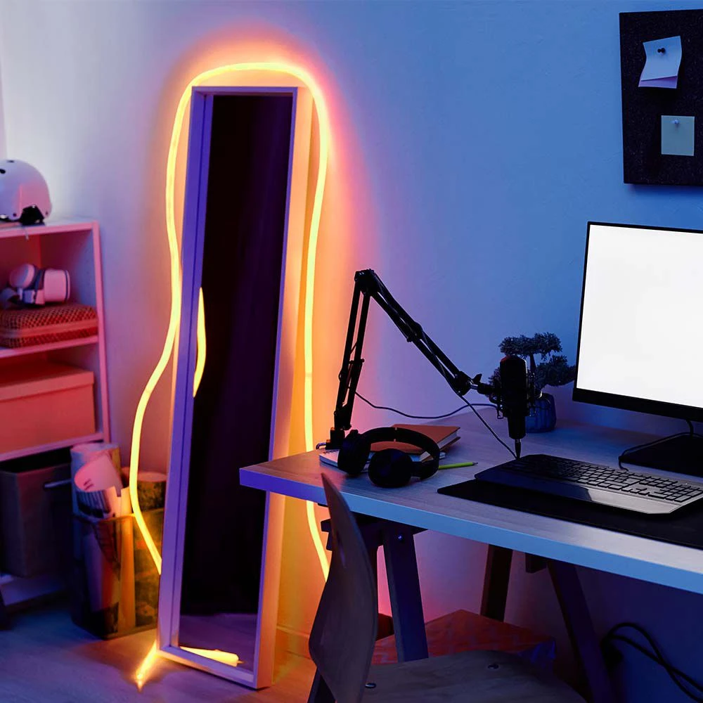 10m 12W/m Amber Neon Flex, LED-strips hos HomeNordic