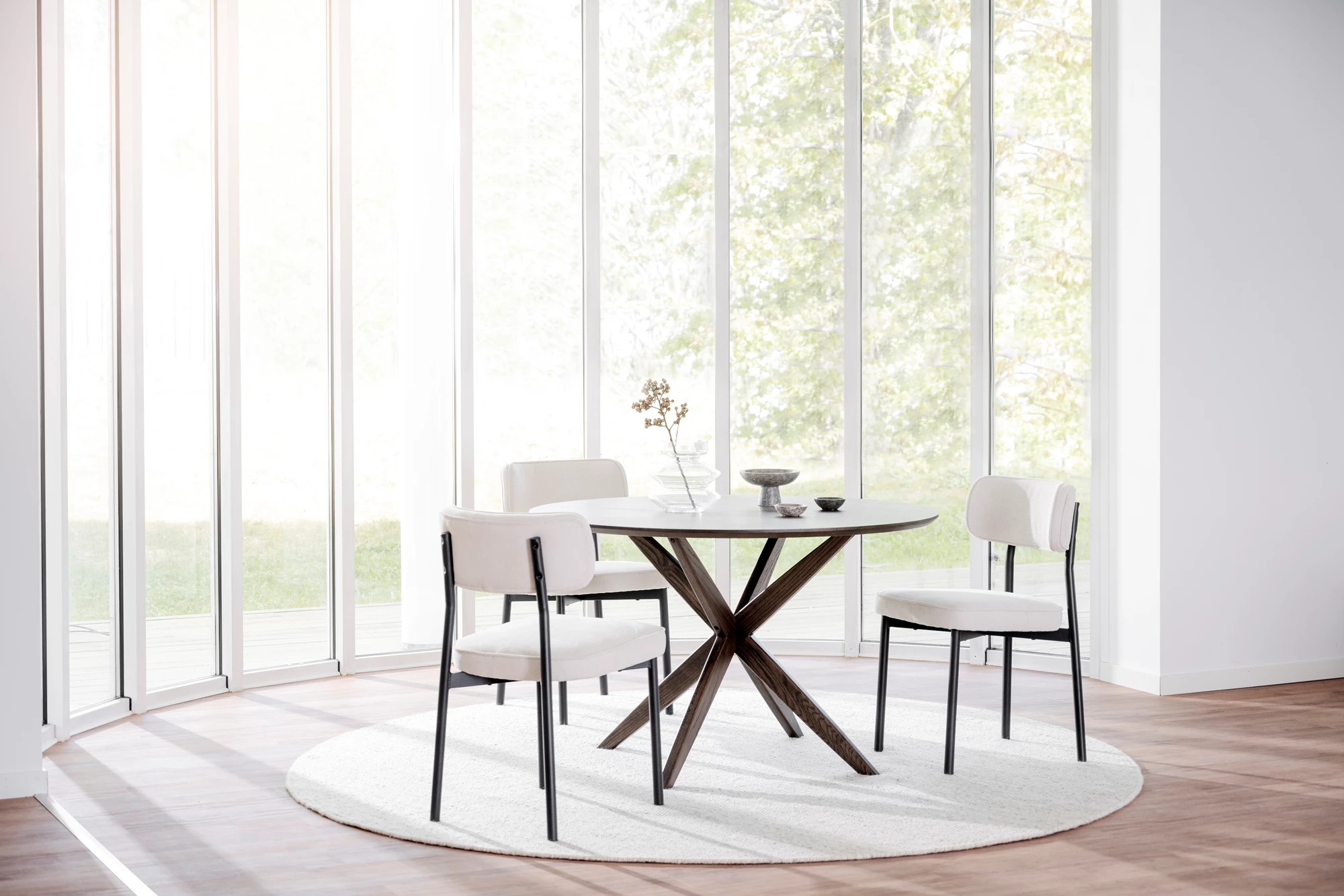 ROWICO Calverton spisebord, rund, produktbillede 7 af 8, Spiseborde hos HomeNordic