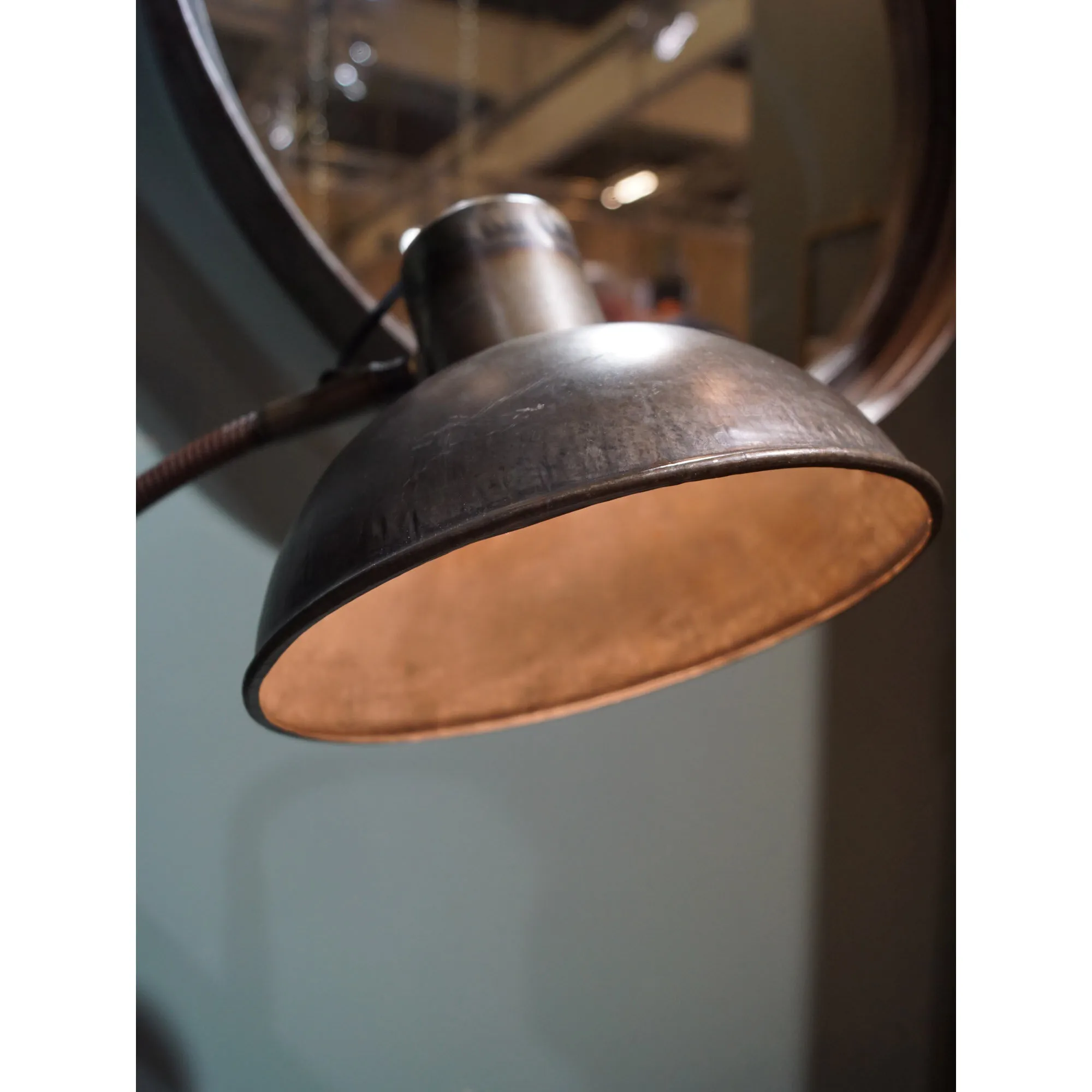Walentin bordlampe med unik finish, produktbillede 2 af 2, Bordlamper hos HomeNordic