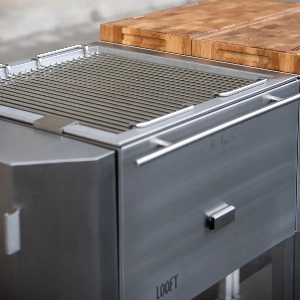 Looft kulgrill til udekøkken, rustfrit stål, produktbillede 2 af 4 hos HomeNordic