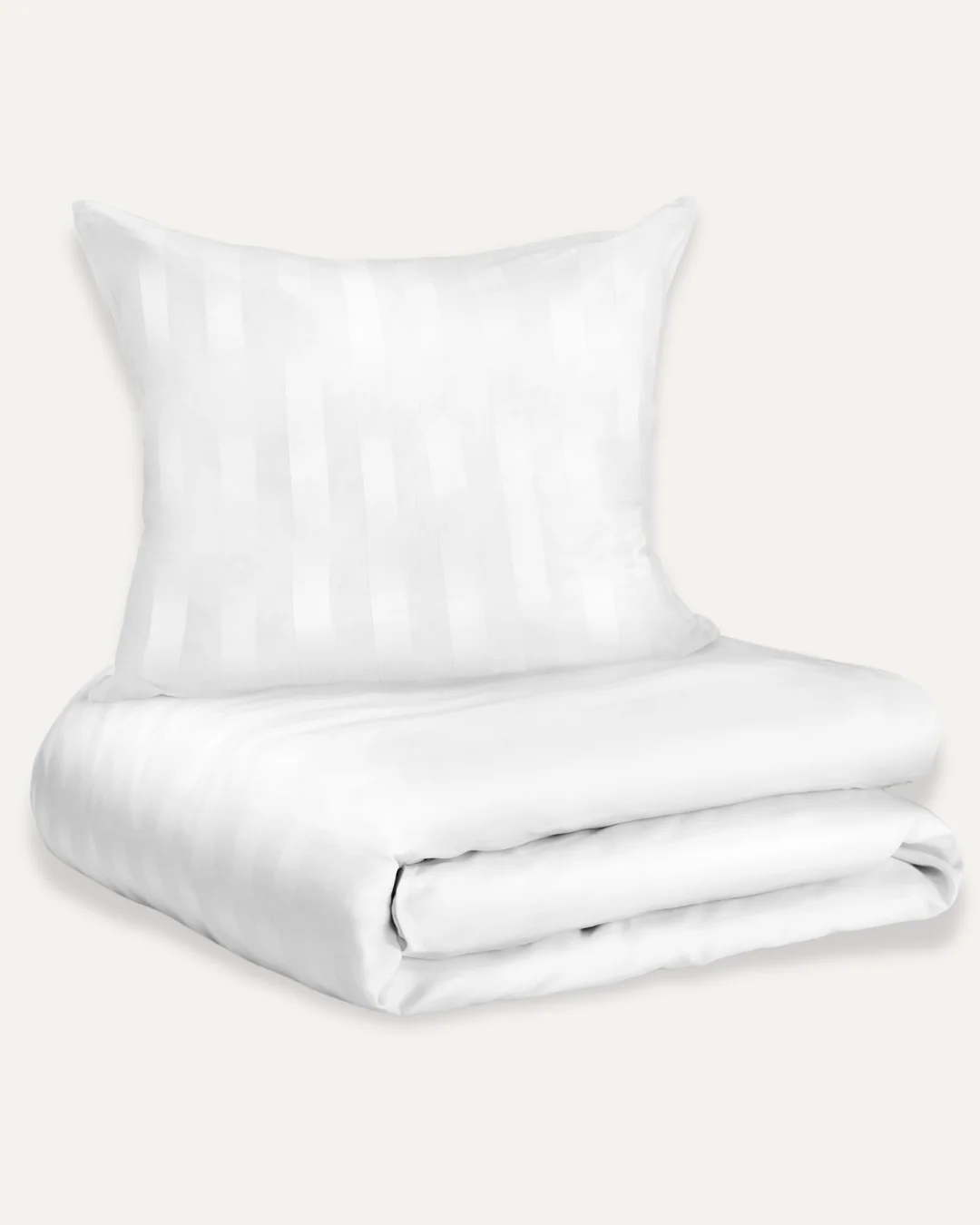 Bambussengetøj | White stripes | 140x200 hos HomeNordic
