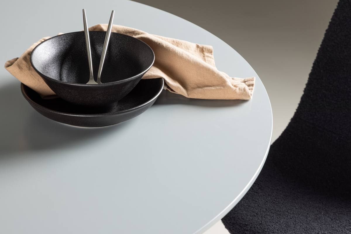 VENTURE DESIGN Plaza spisebord, rund, produktbillede 13 af 16, Spiseborde hos HomeNordic