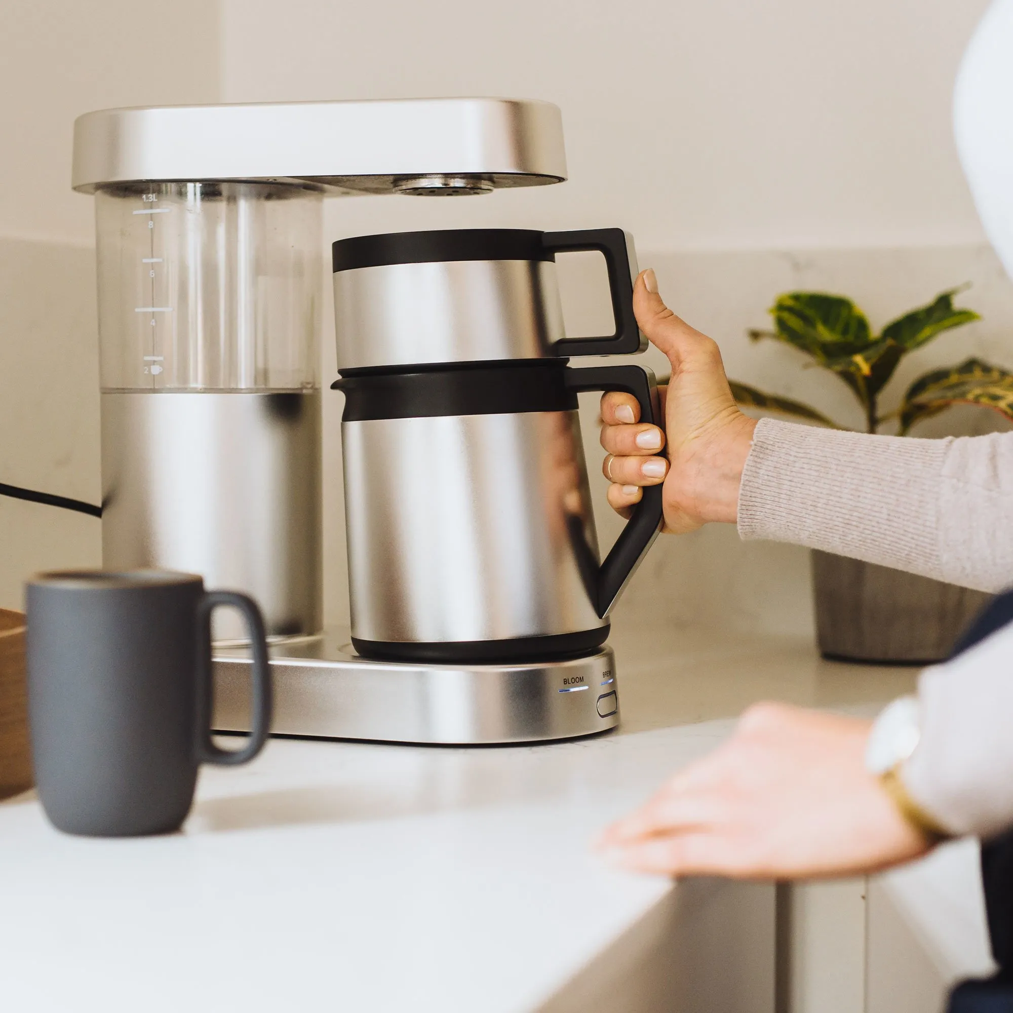Six kaffemaskine 1,25 liter, mat rustfrit stål, produktbillede 9 af 10, Kaffemaskiner hos HomeNordic