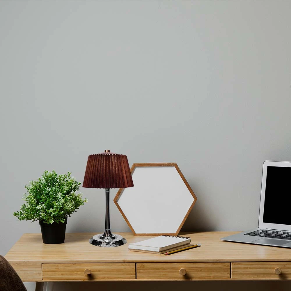 1,5W LED bordlampe, touch dæmpbar, Brun skærm, Bordlamper hos HomeNordic