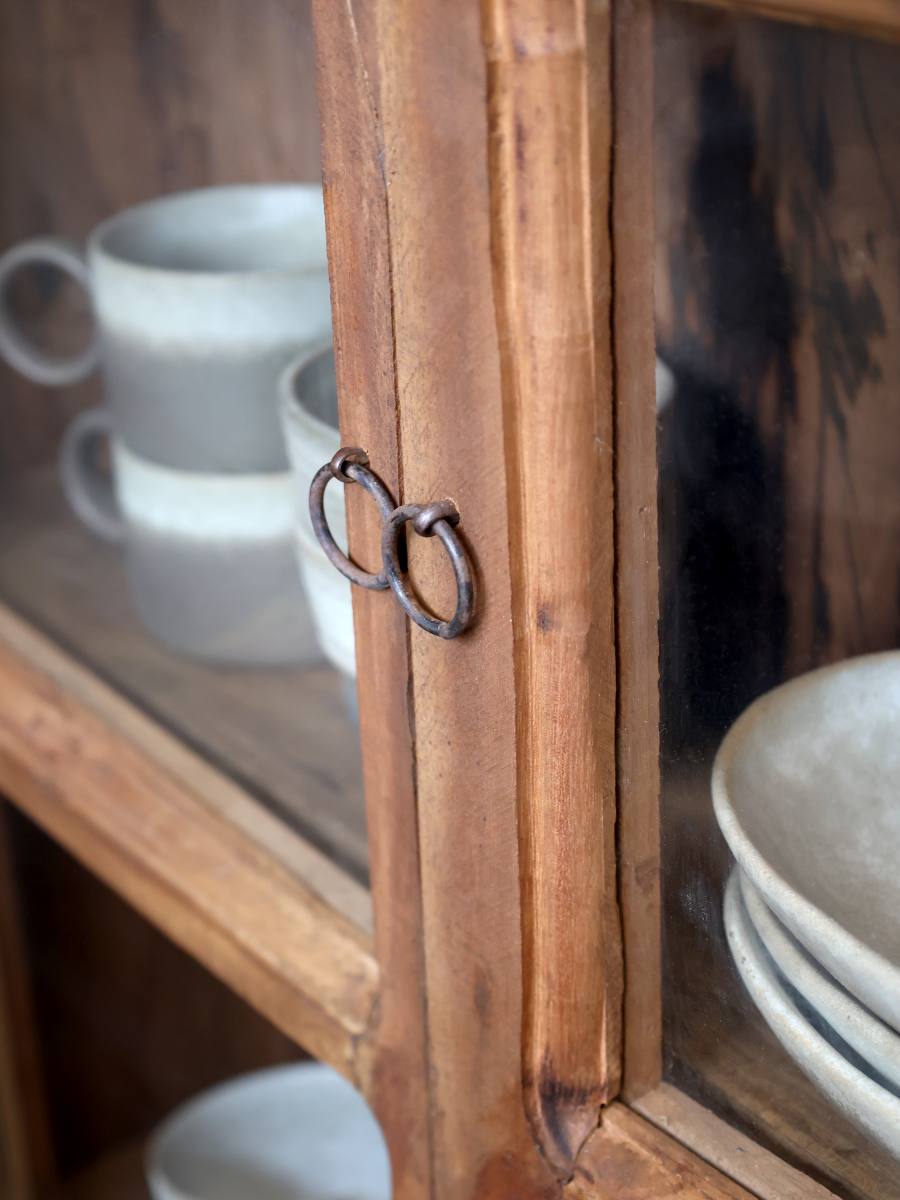 CHIC ANTIQUE GRIMAUD VITRINESKAB NATUR, produktbillede 6 af 7, Vitrineskabe hos HomeNordic