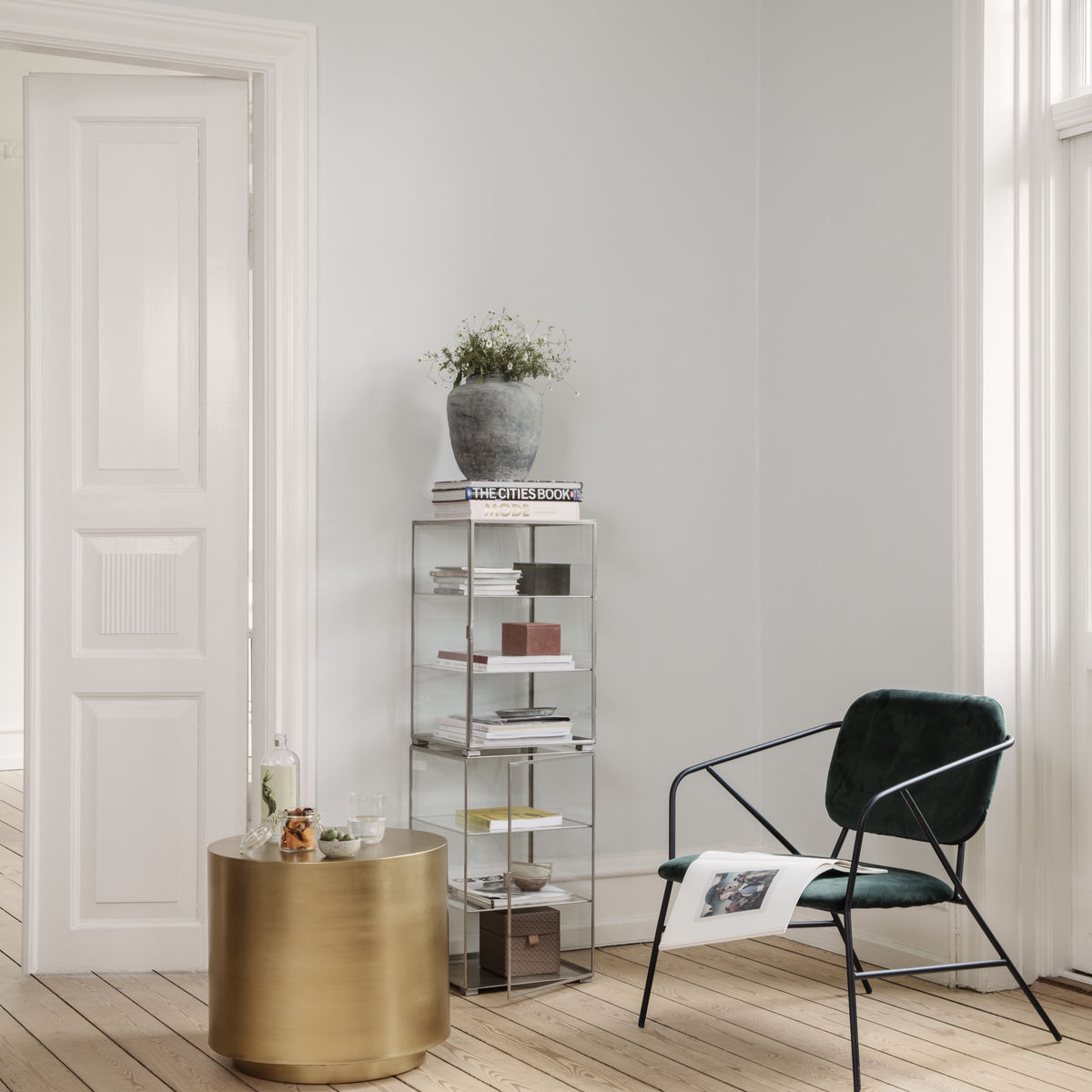 HOUSE DOCTOR STEP BORD MESSING, produktbillede 2 af 2, Sideborde hos HomeNordic