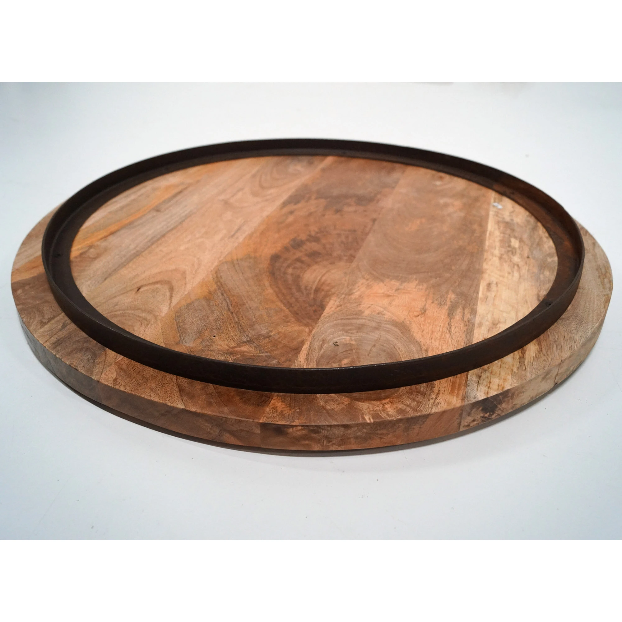 Clint bordplade i rustikt mangotræ, produktbillede 3 af 3, Borde hos HomeNordic